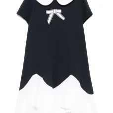 Платье с контрастной окантовкой