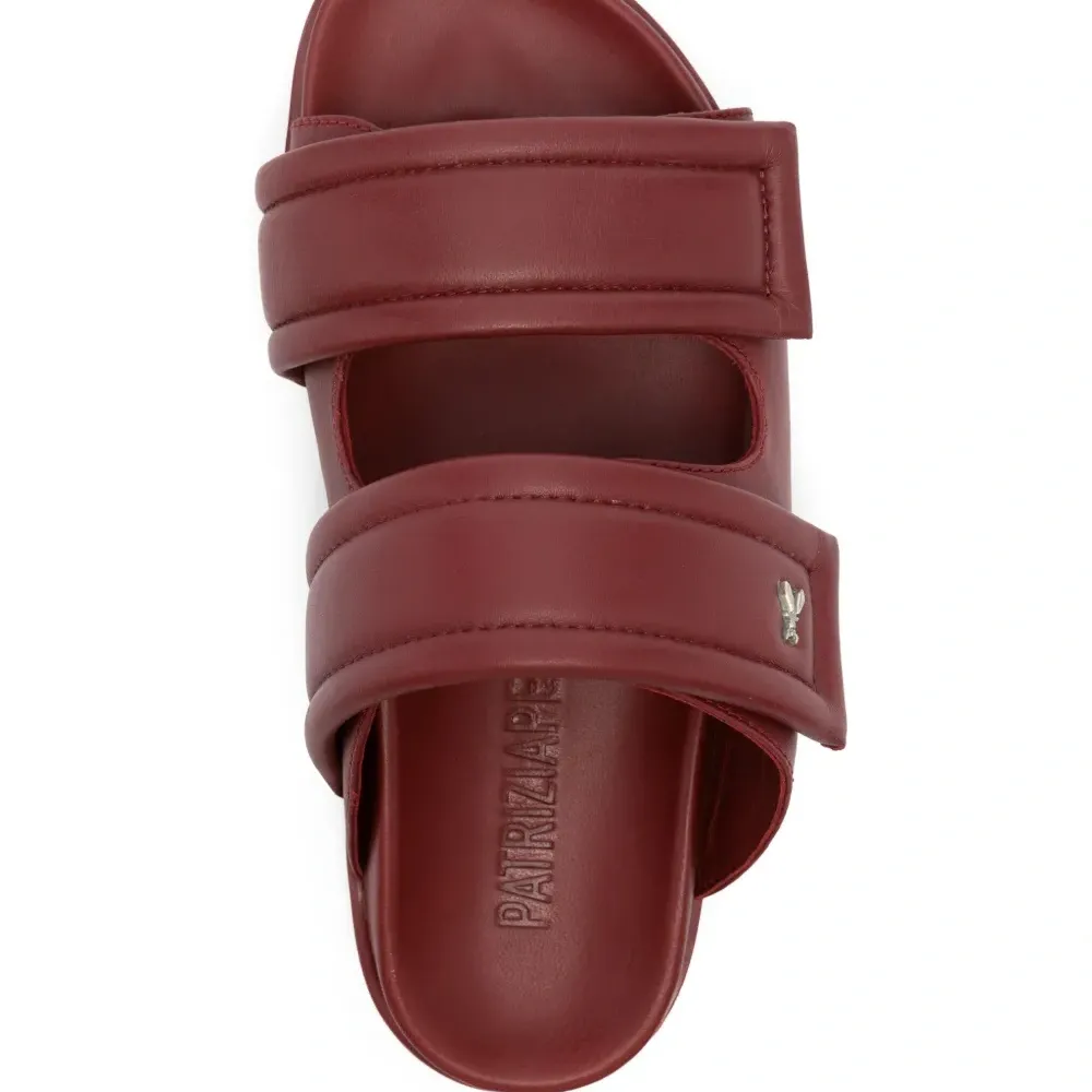 Кожаные сандалии