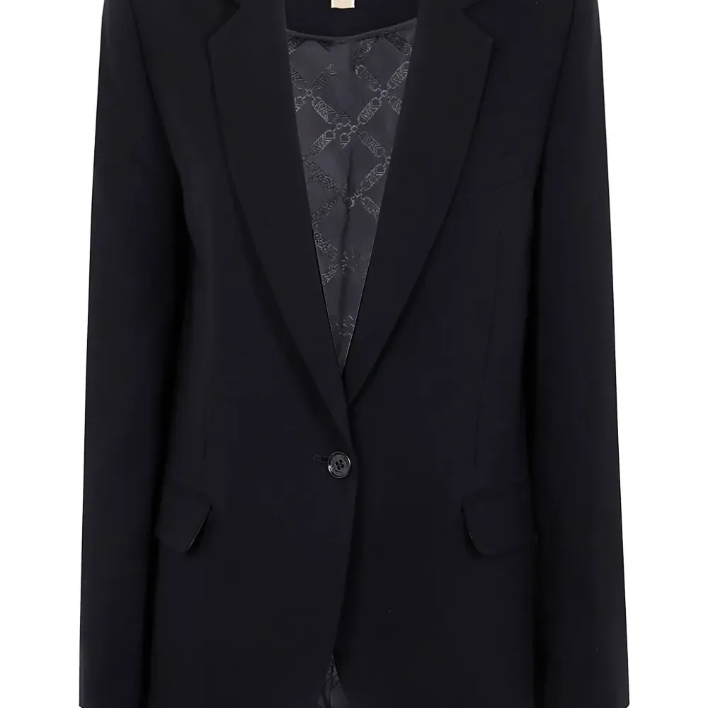 Креповый блейзер