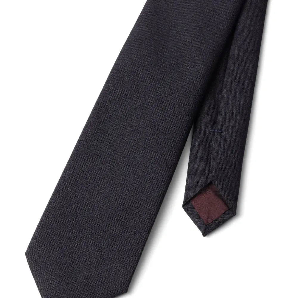 Галстук с логотипом