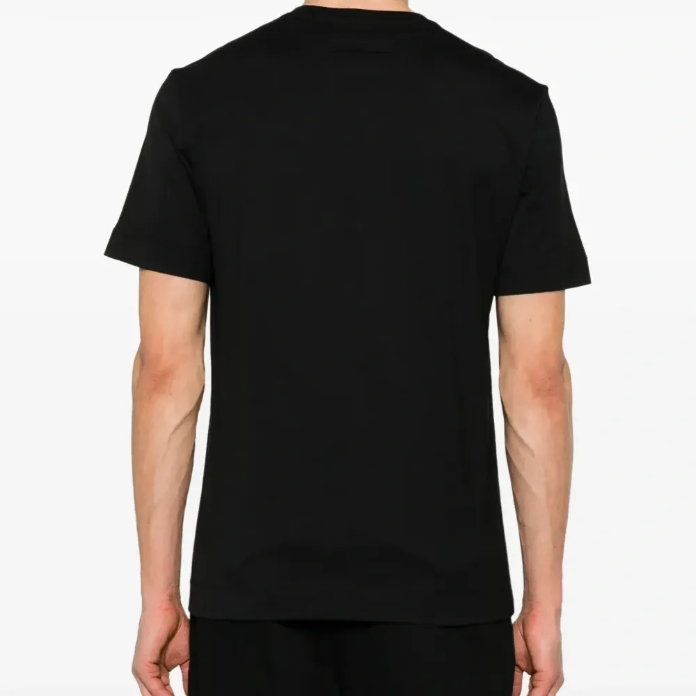 Футболка с круглым вырезом