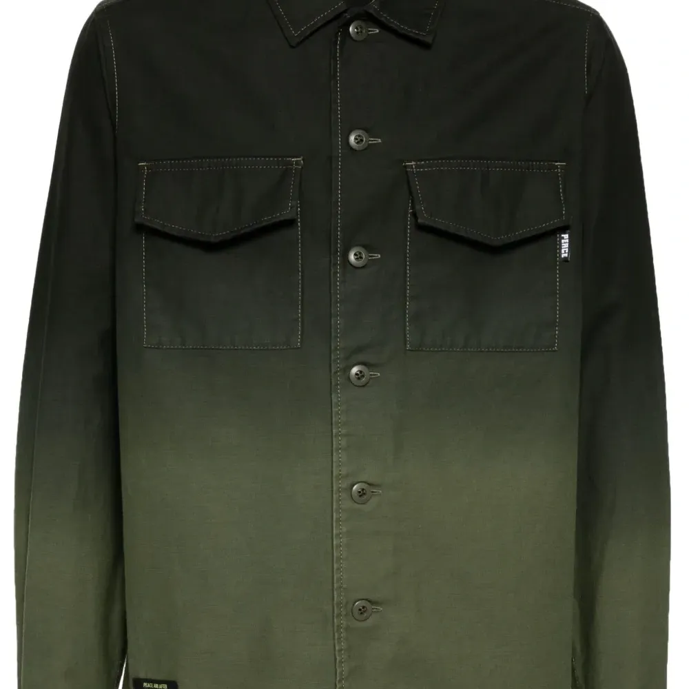 Рубашка на пуговицах