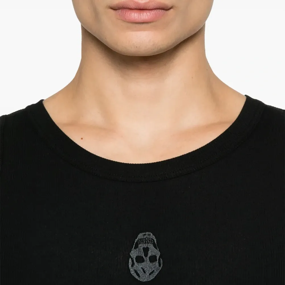 Топ с вышивкой Skull