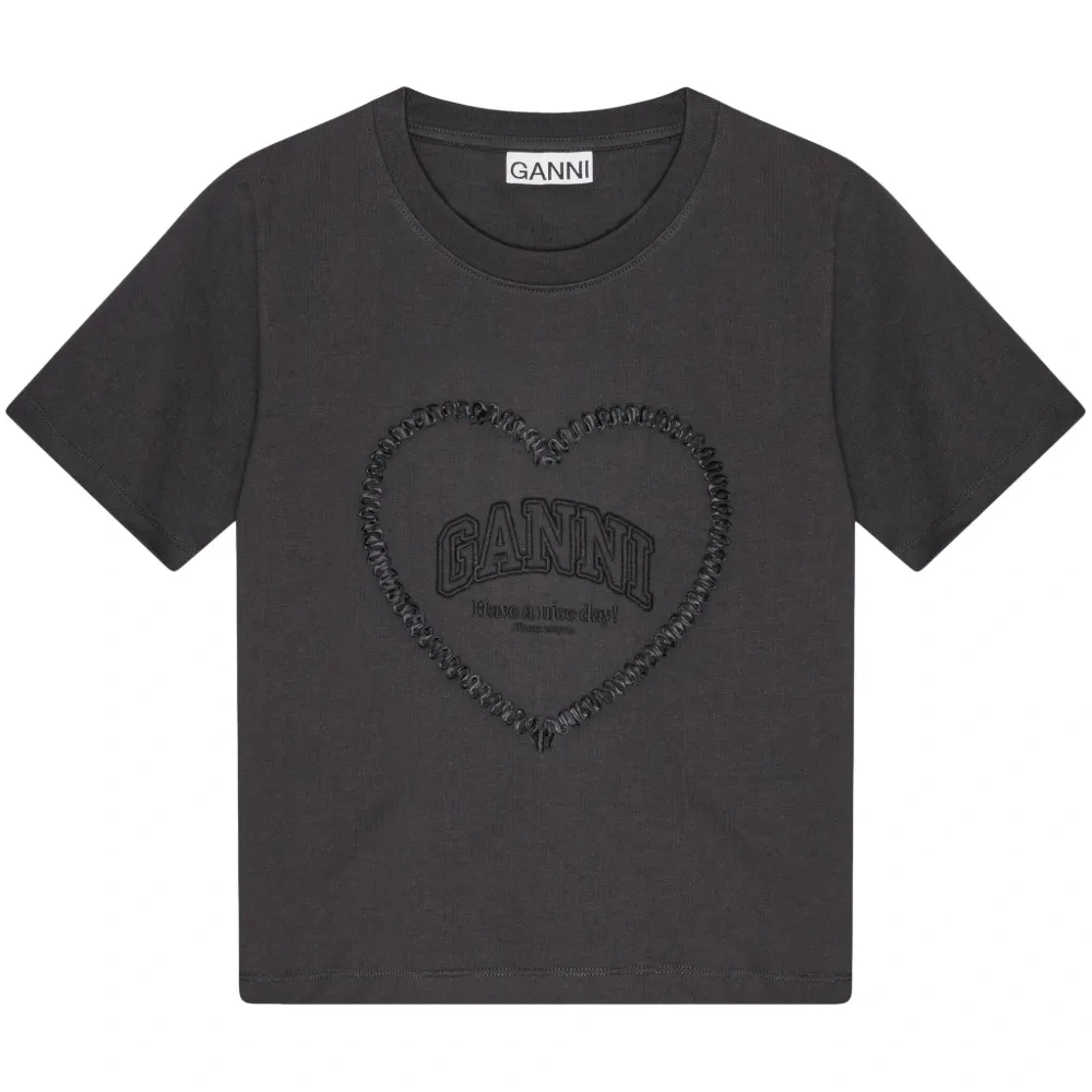 Декорированная футболка