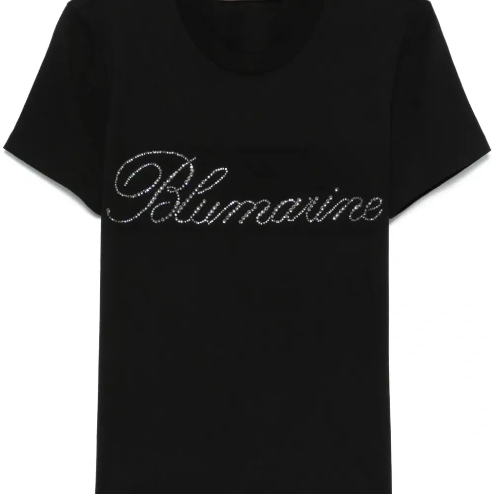 Футболка с логотипом и стразами