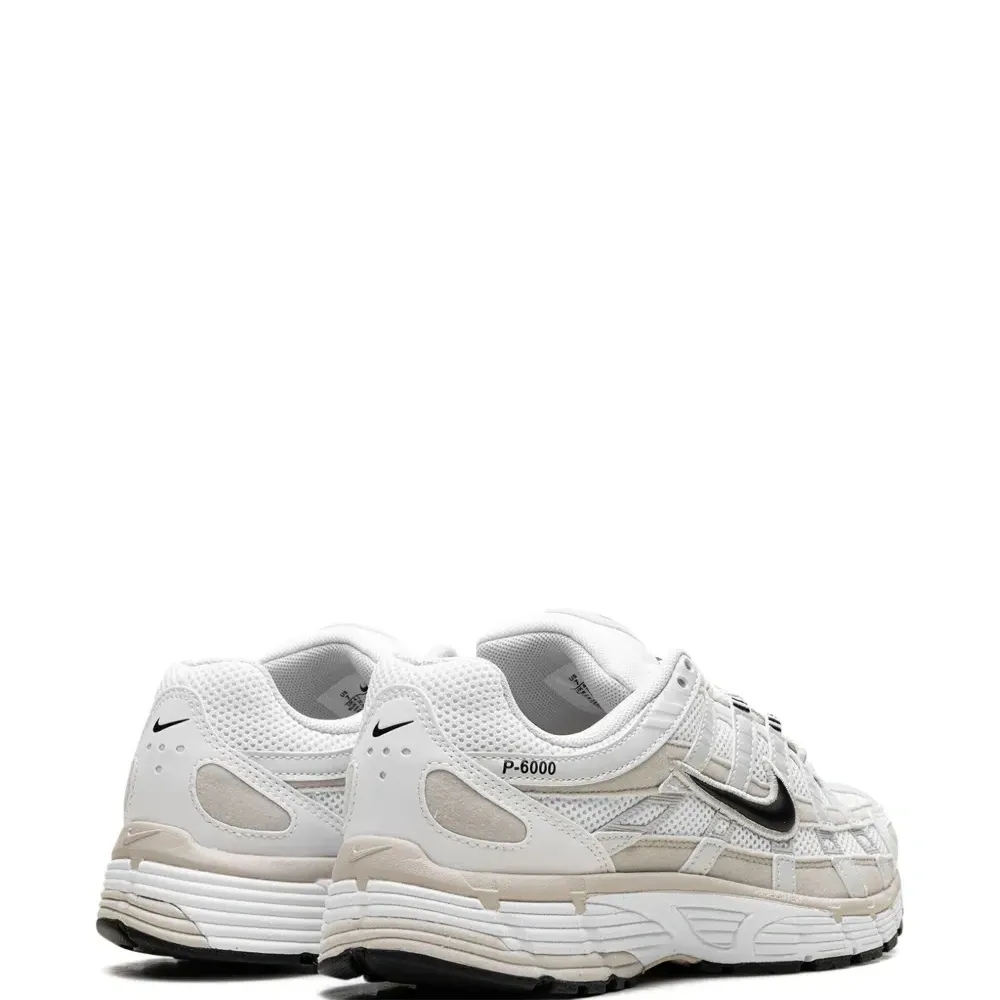 Кроссовки P-6000
