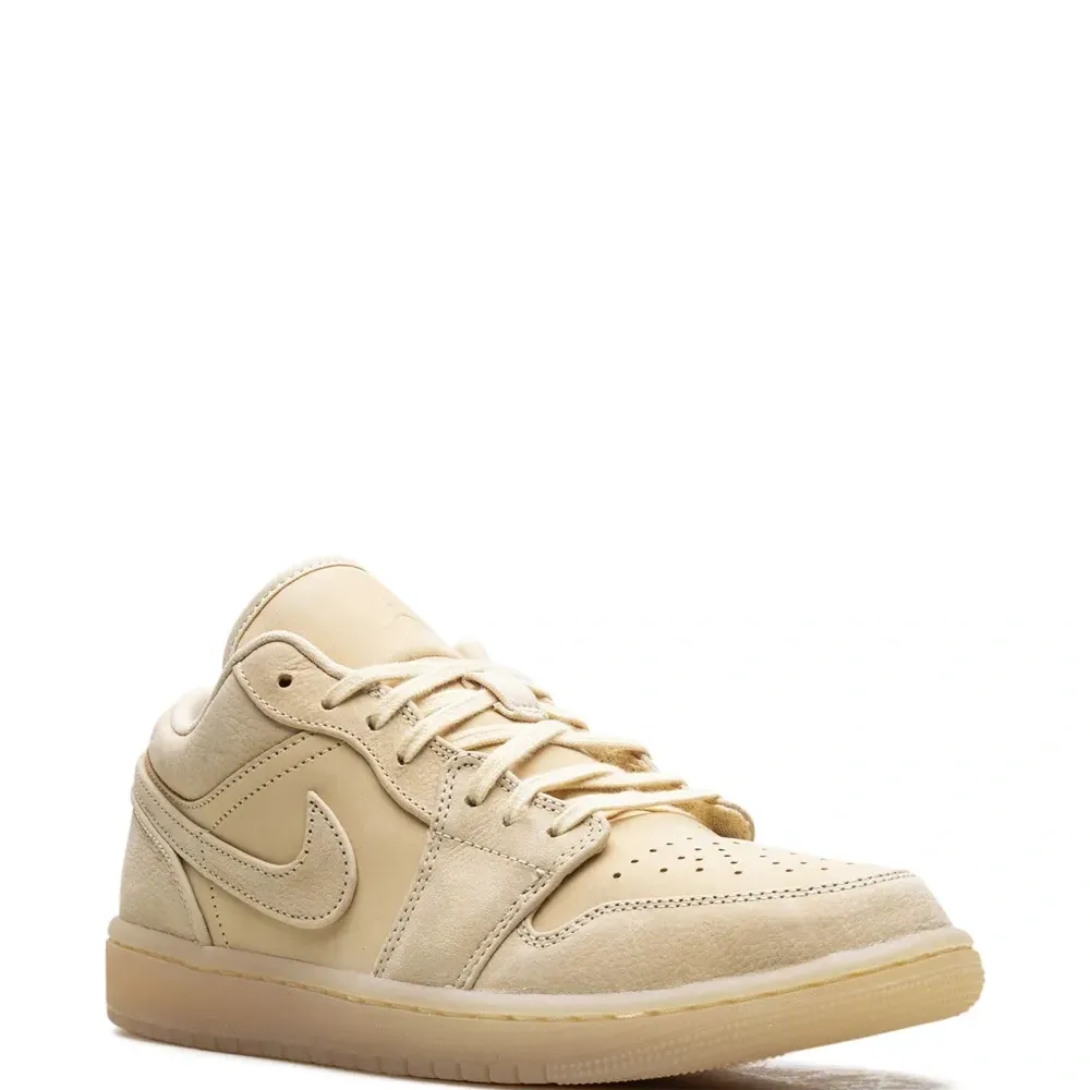 Кроссовки Air Jordan 1 Low