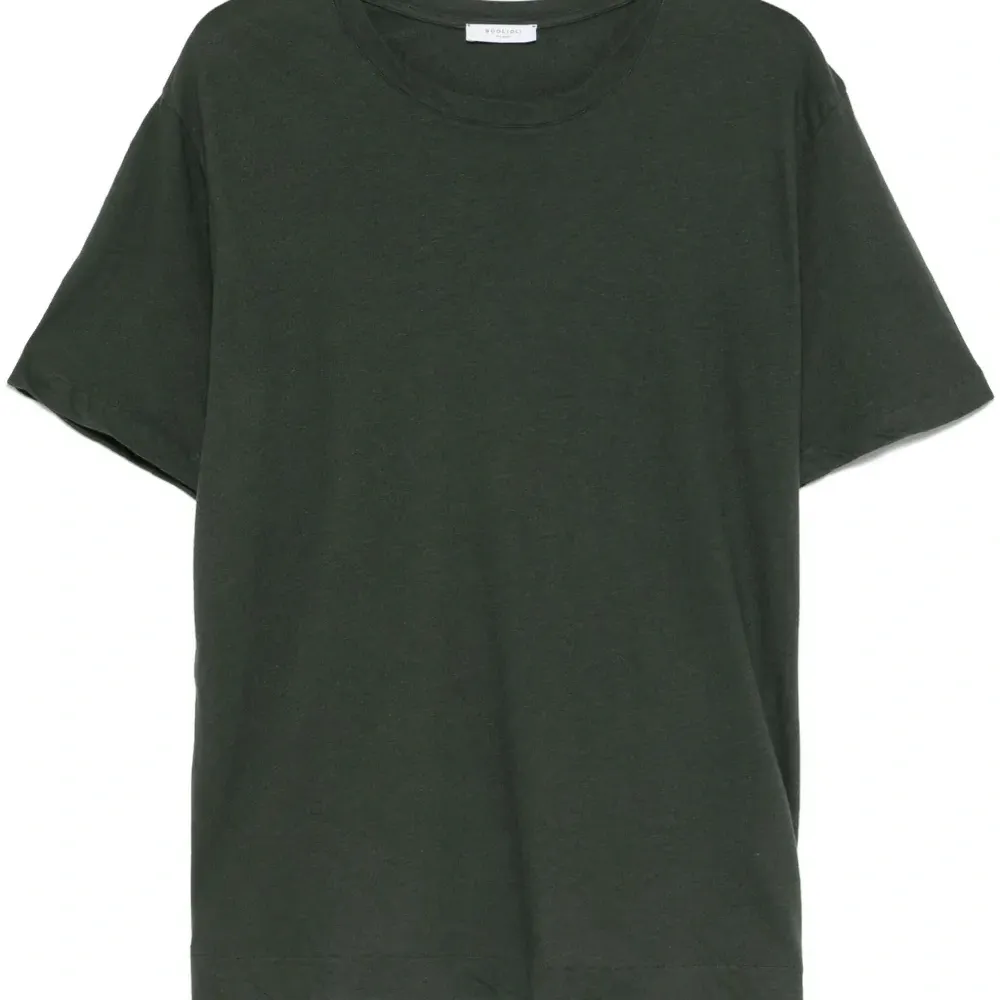 Легкая футболка