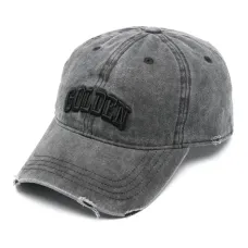 Кепка с вышитым логотипом и эффектом потертости