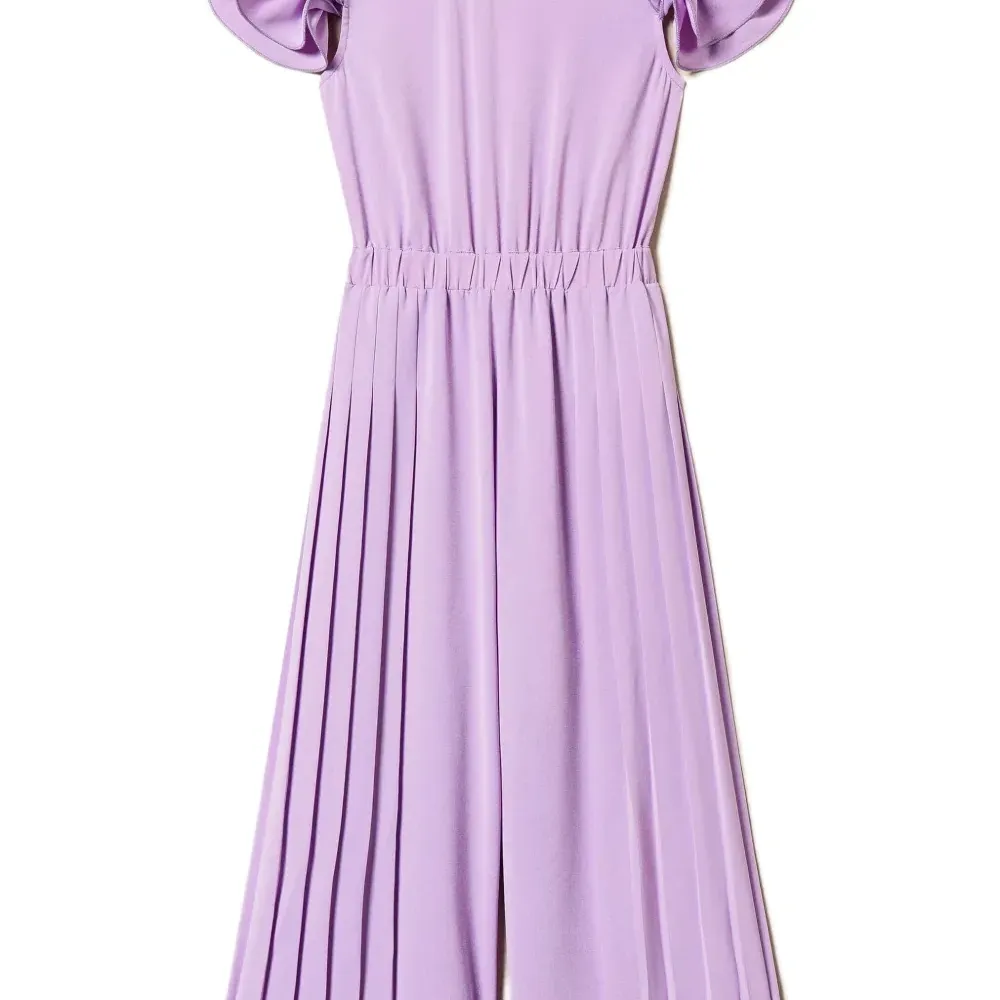 Крепдешиновый комбинезон со складками