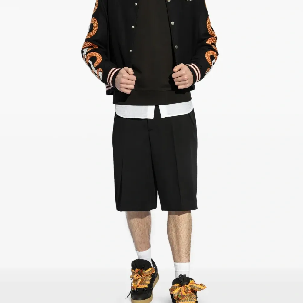 Толстовка с нашивкой-логотипом