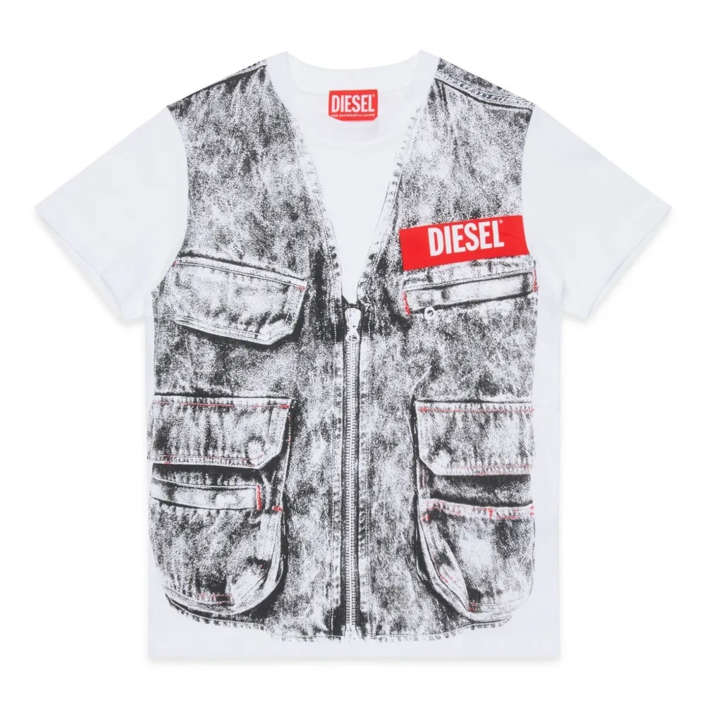 Футболка с логотипом