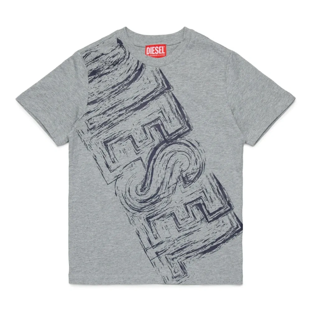 Футболка с логотипом