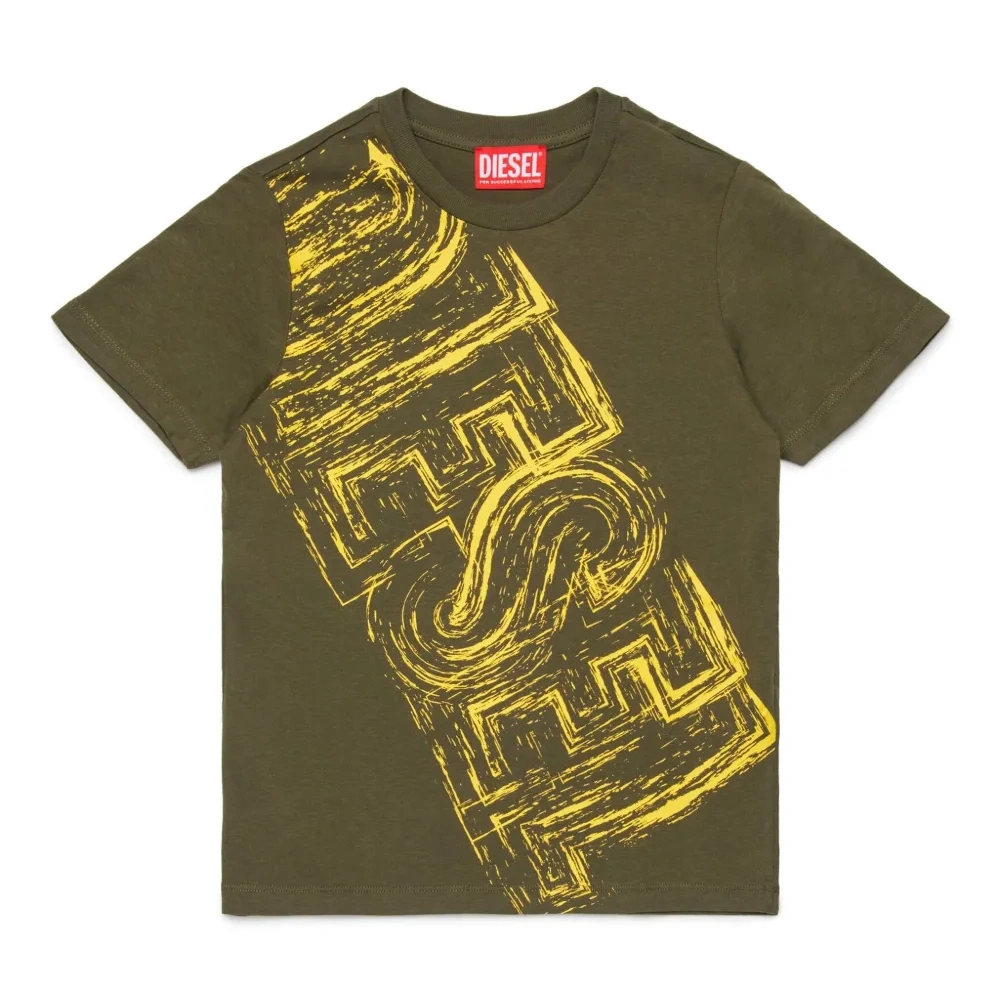 Футболка с логотипом