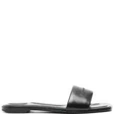 Шлепанцы с тисненым логотипом Шлепанцы с тисненым логотипом