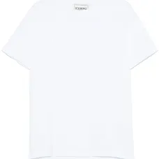 Футболка с вышитым логотипом