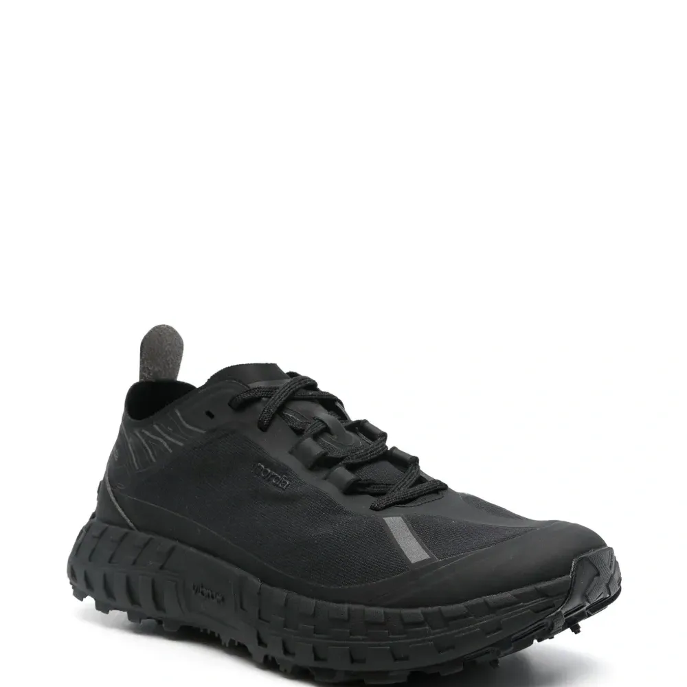 Кроссовки 001