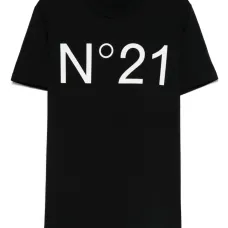 Футболка с логотипом