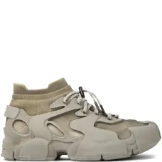 Кроссовки Tossu