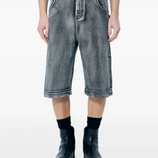 Джинсовые шорты прямого кроя