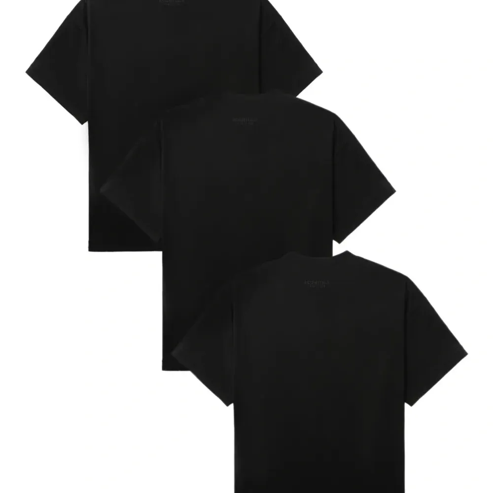 Комплект из трех футболок с V-образным вырезом Комплект из трех футболок с V-образным вырезом