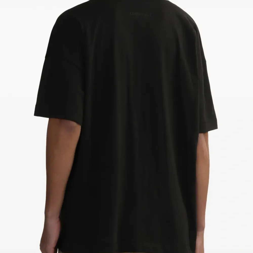 Комплект из трех футболок с V-образным вырезом Комплект из трех футболок с V-образным вырезом