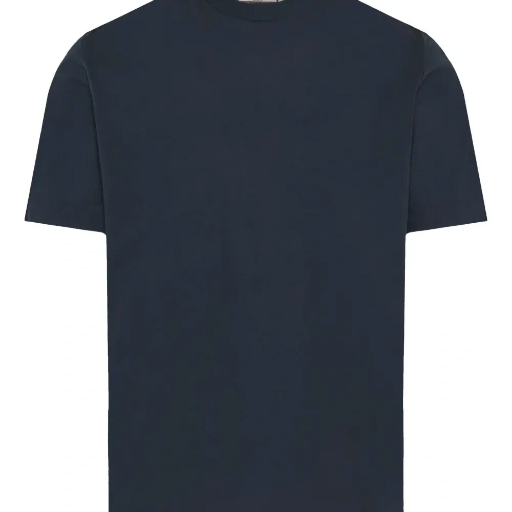 Футболка с круглым вырезом