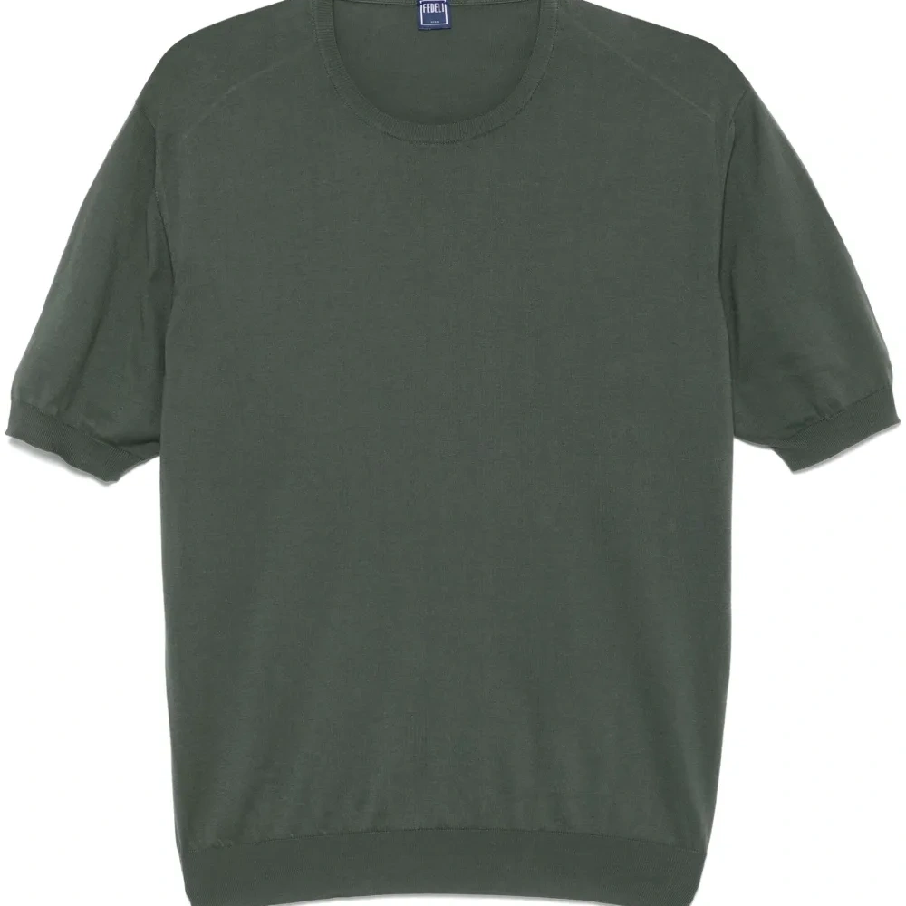 Футболка тонкой вязки