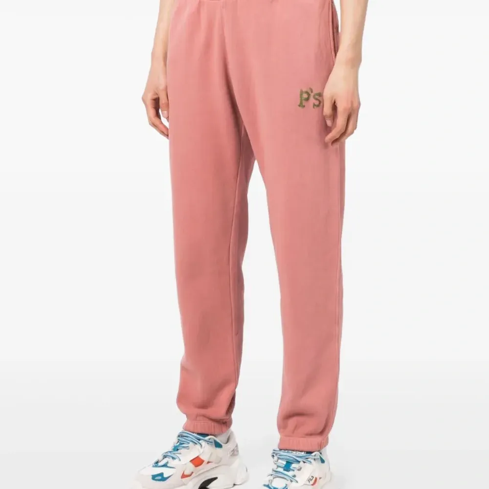 Спортивные брюки с вышитым логотипом Спортивные брюки с вышитым логотипом