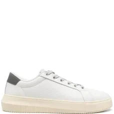 Кроссовки на утолщенной подошве