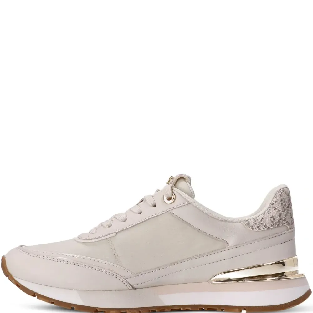 Кроссовки Nova