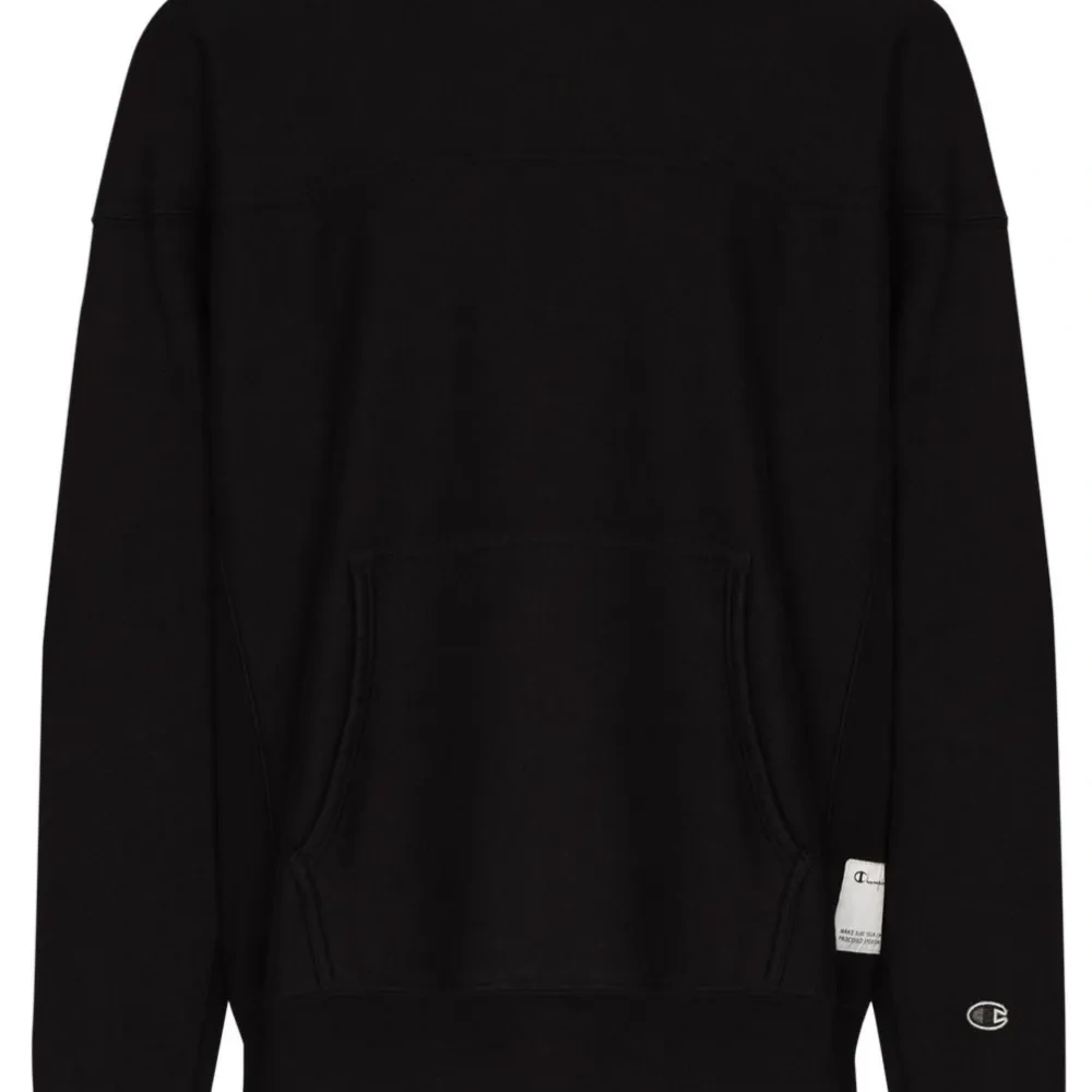 Худи с нашивкой-логотипом