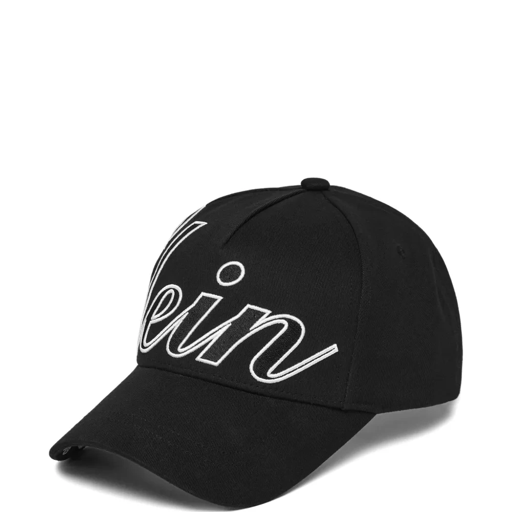 Кепка с логотипом