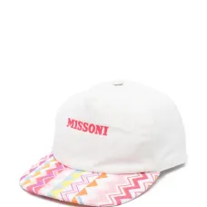 Кепка с логотипом