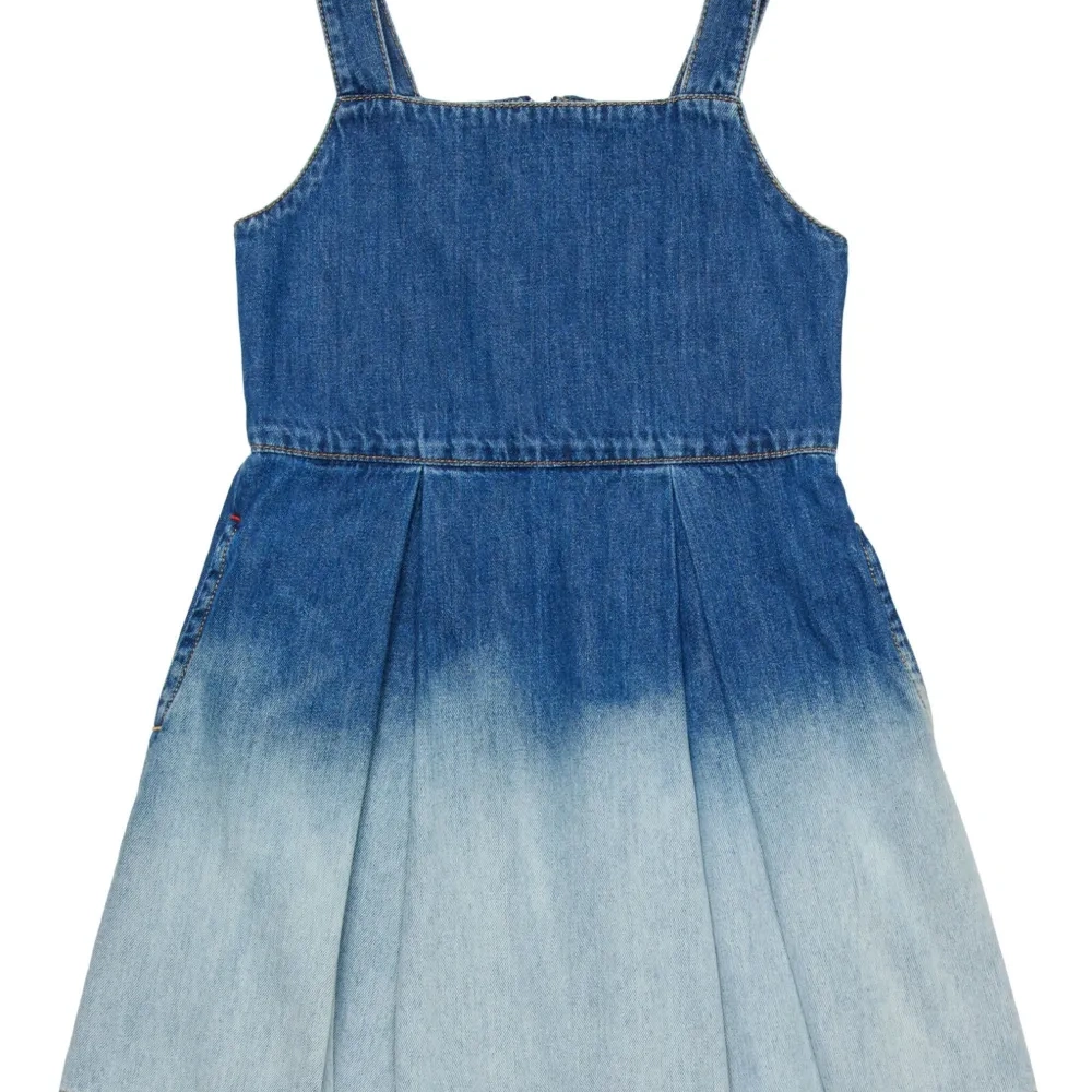 Платье с эффектом омбре