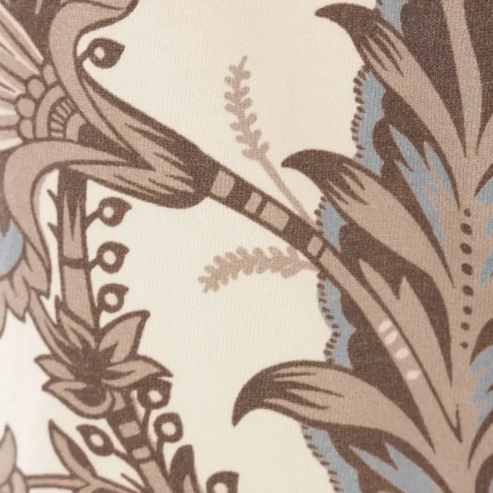 Футболка с принтом