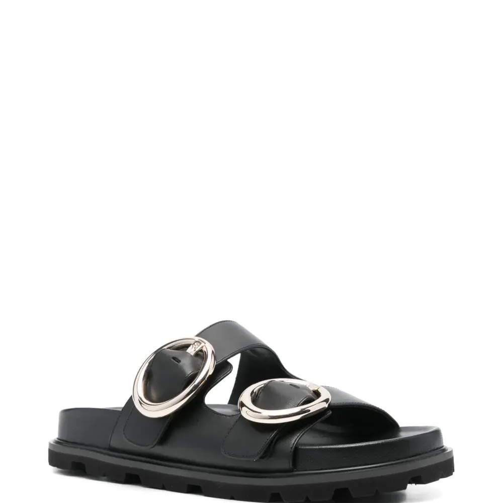 Сандалии на резиновой подошве