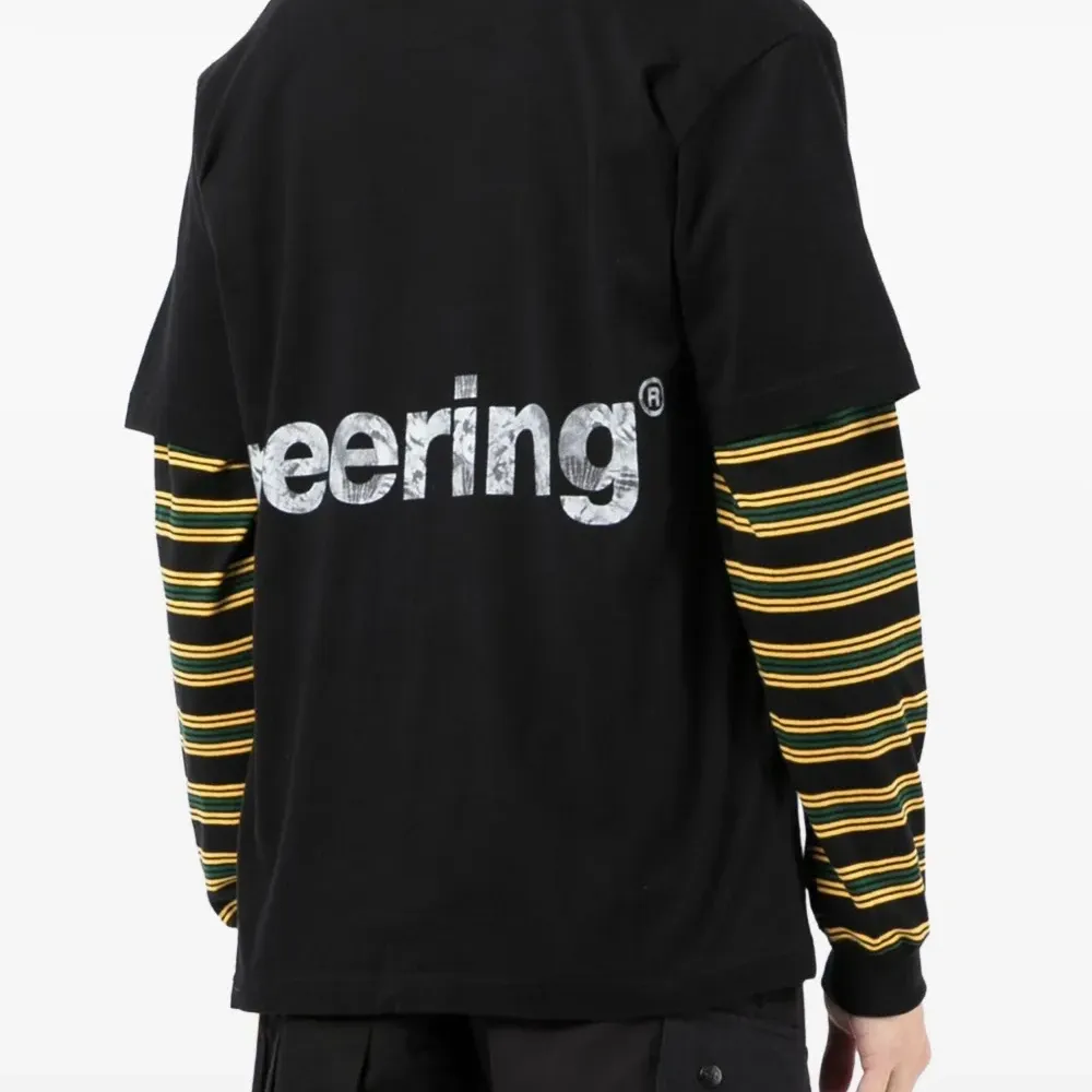 Футболка с логотипом Футболка с логотипом