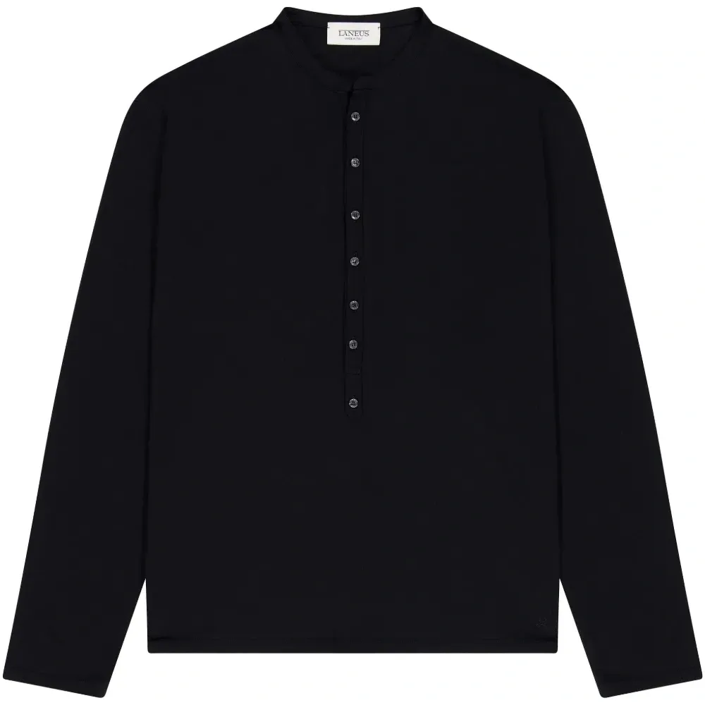 Футболка на пуговицах