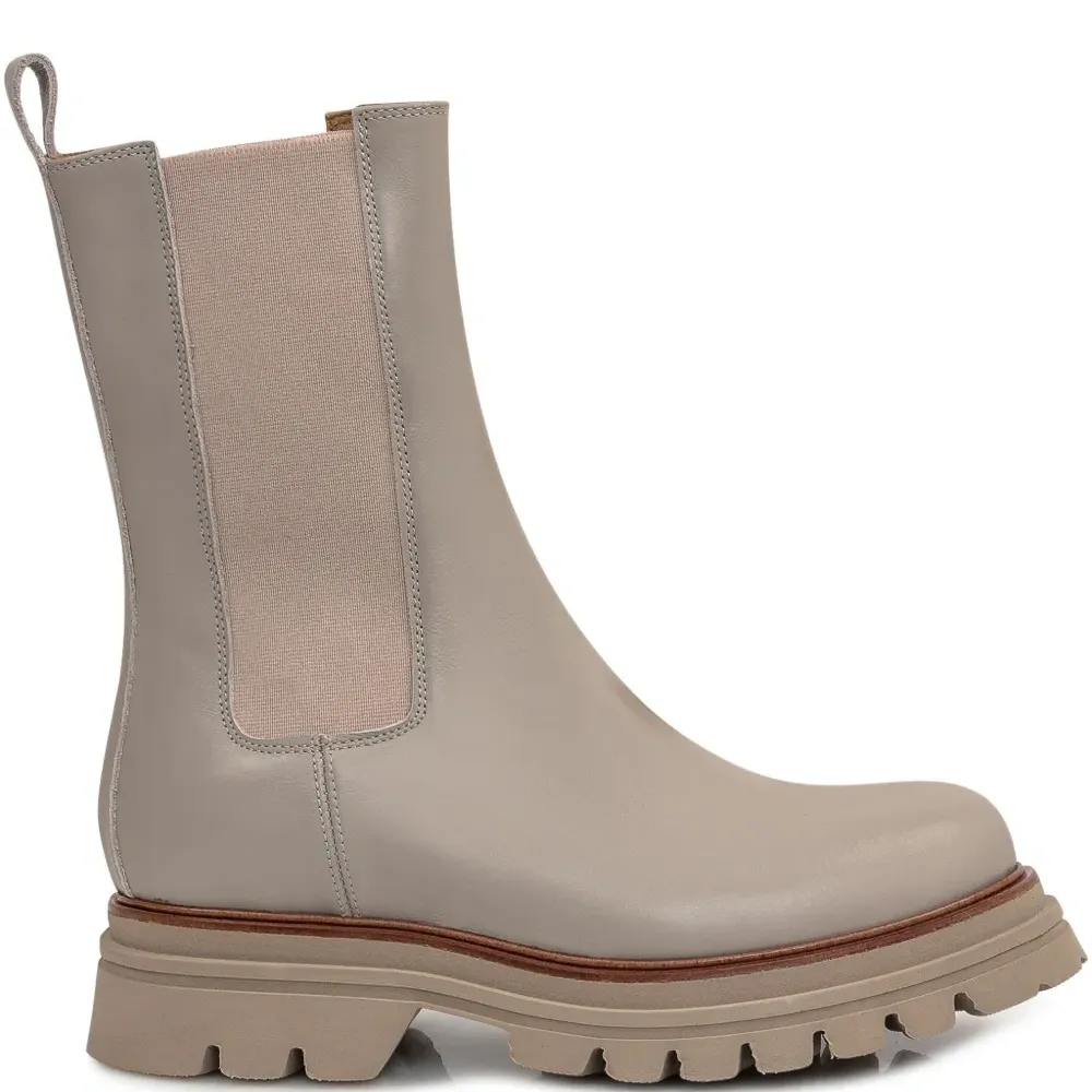 Кожаные ботинки