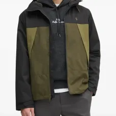Куртка в стиле колор-блок с капюшоном Куртка в стиле колор-блок с капюшоном
