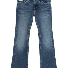 Расклешенные джинсы