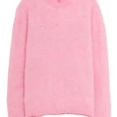 Пушистый свитер с круглым вырезом