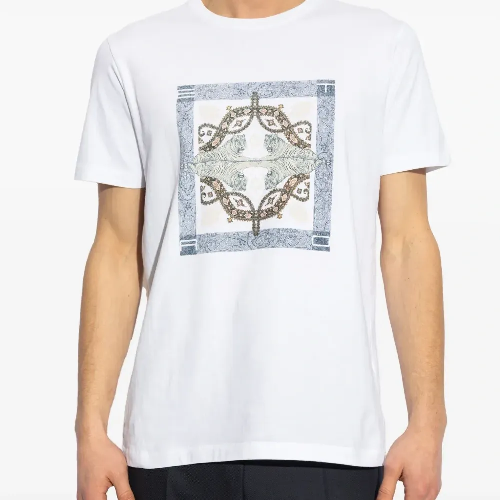 Футболка с графичным принтом