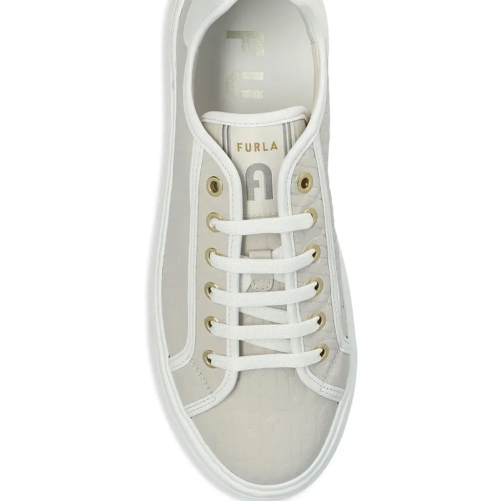 Кроссовки Nuage