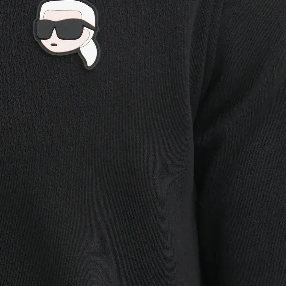 Худи с нашивкой-логотипом