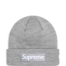 Шапка бини с логотипом из коллаборации с New Era®