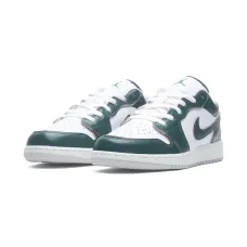 кроссовки Jordan 1 Low SE Oxidized Green/White/Sail