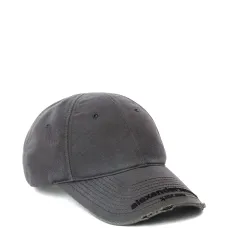 Бейсболка с эффектом потертости