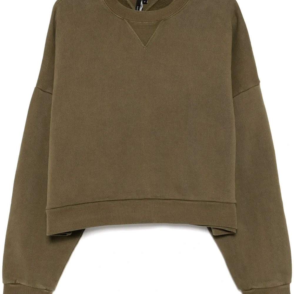 Толстовка с круглым вырезом